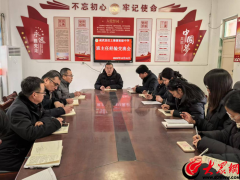 从抓细节立规矩、建强班