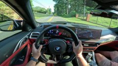 <b>第二排座椅同样支持电动调节和加热功能</b>