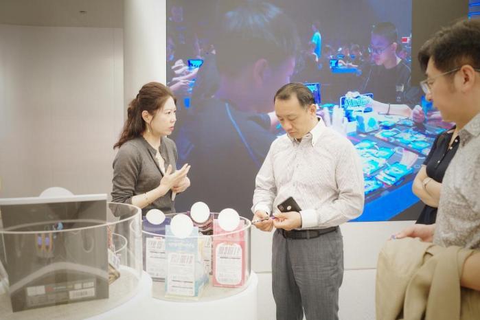 国家体育总局体育文化发展中心调研卡游动漫，