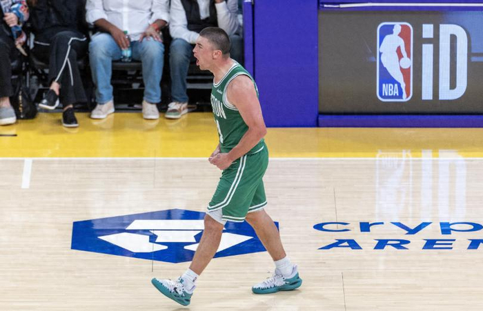 1米85后卫普理查德数据炸裂 赛季场均17分领跑N