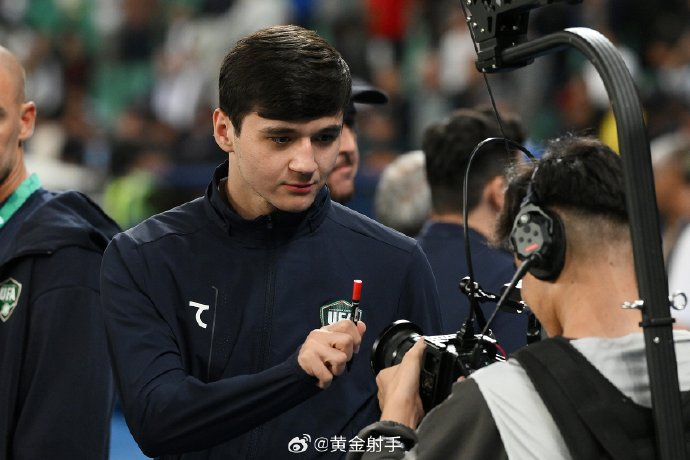 22岁乌兹别克斯坦新星胡桑诺夫或成世界杯关键人