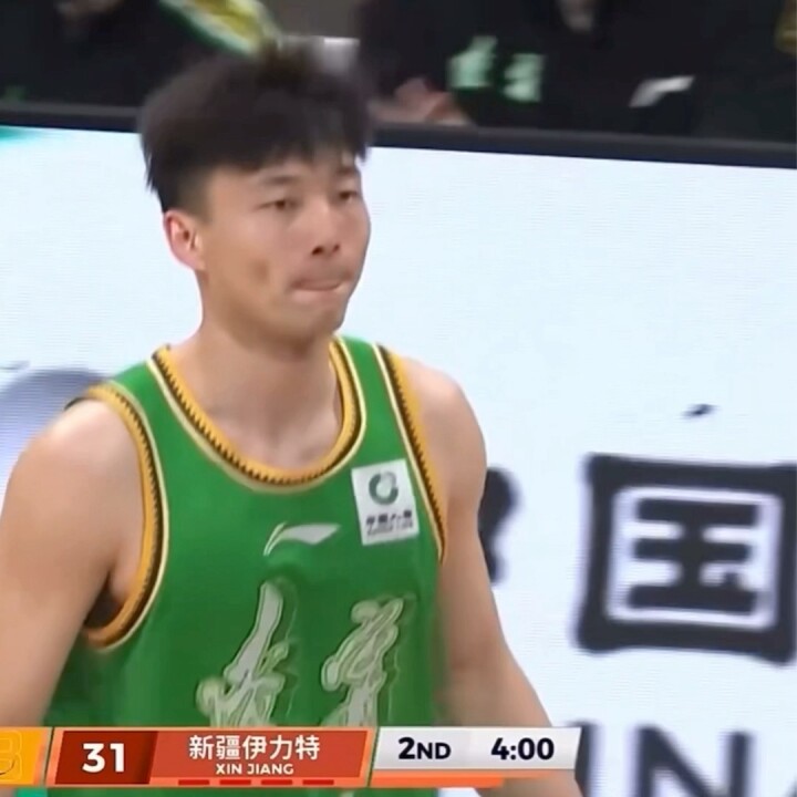 辽宁男篮主场力克新疆男篮 莫兰德盛赞鄢手琪投