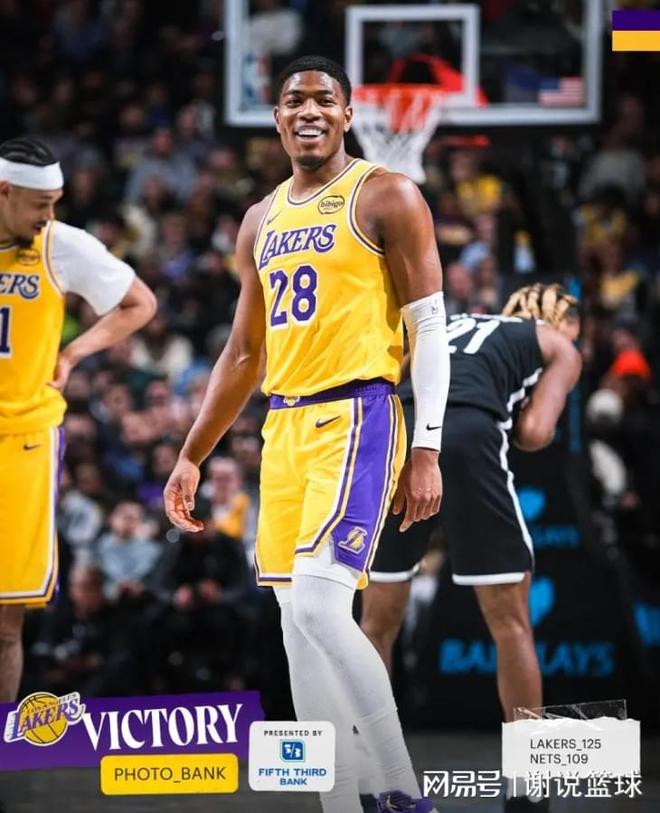 湖人收官战大胜爵士 詹姆斯18分斯玛特10助攻引领