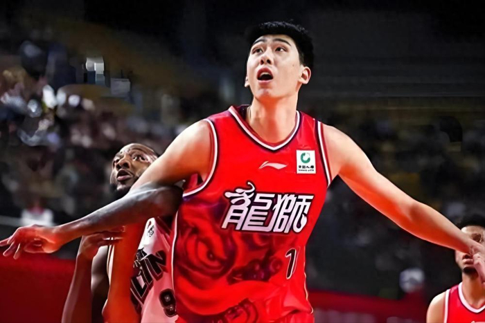 徐昕逆袭成NBA新星，杜峰培养模式引争议